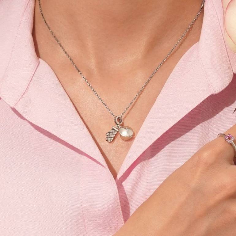 Gnoce Kitchenware Gloves & Pot Pendant Dangle Charm