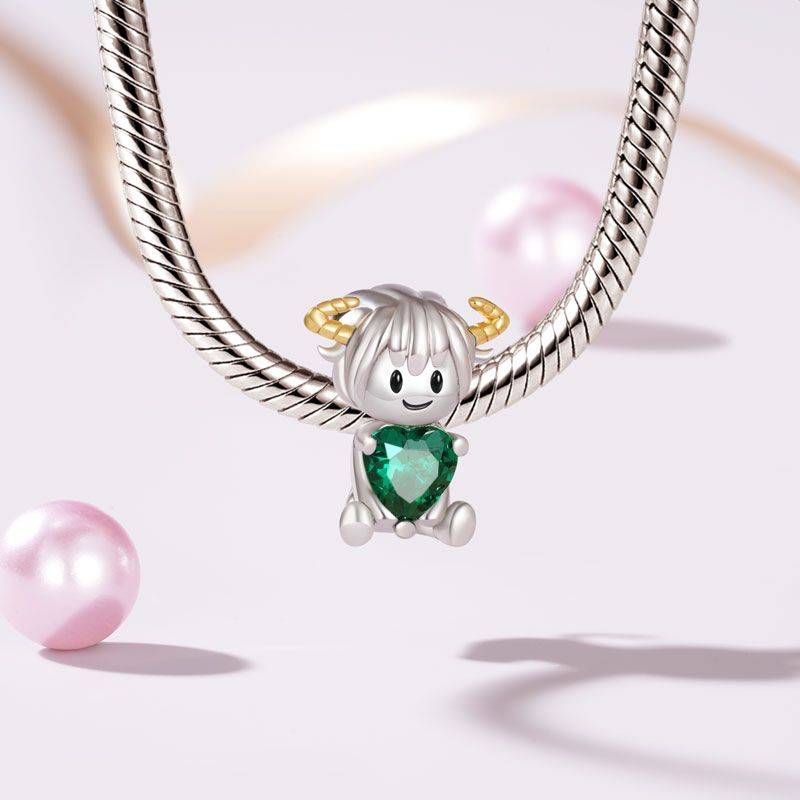 Gnoce Taurus Zodiac Sign Embraces Heart Gem Charm