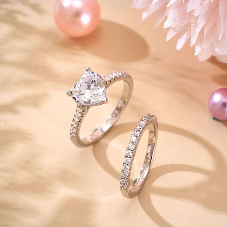 Gnoce Double Clear Heart Cut Stackable Ring Set