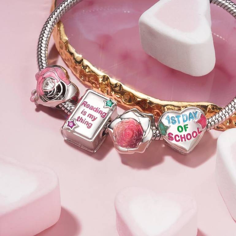 Gnoce 'Reading is my thing' Book Charm