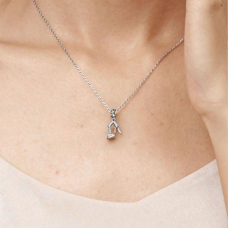 Gnoce Sparkling High Heel Pendant Dangle Charm