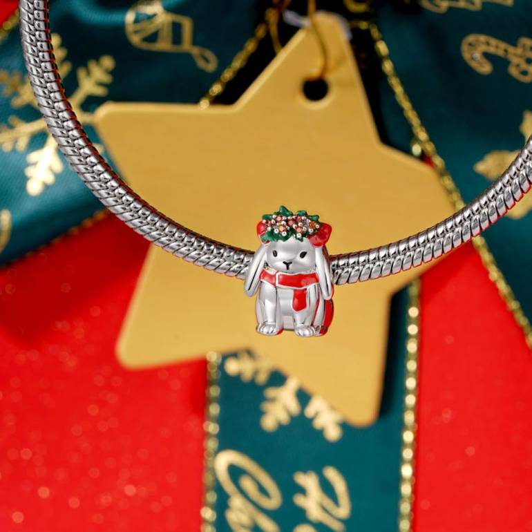 Gnoce Christmas Bunny Charm