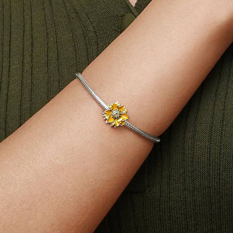 Gnoce Sparkling Sunflower Charm