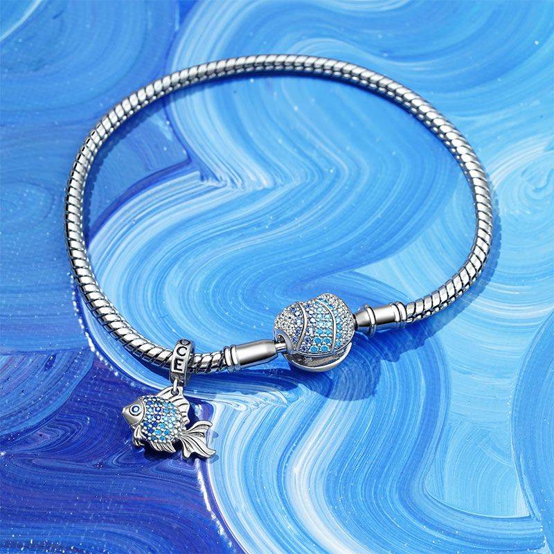 Gnoce Cheerful Fish Pendant Dangle Charm