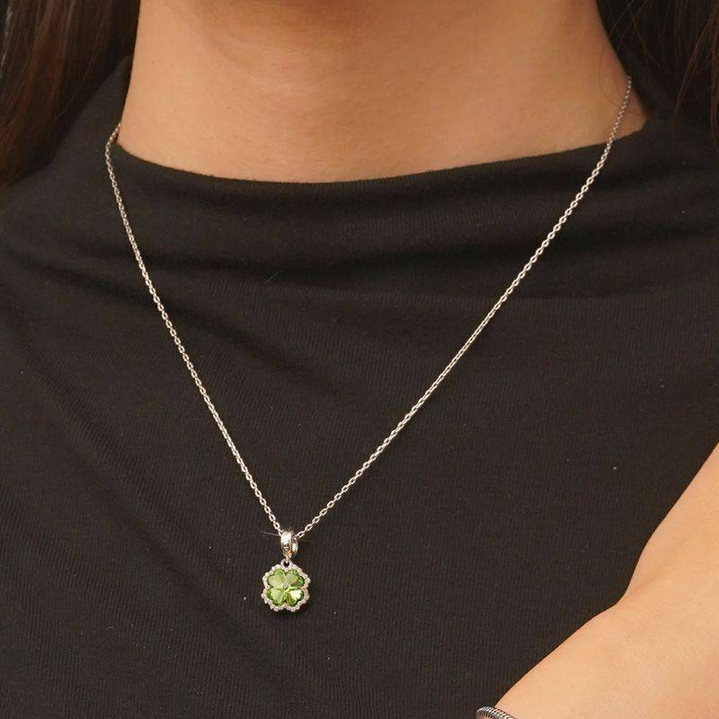 Gnoce Lucky Green Four-leaf Clover Pendant Dangle Charm