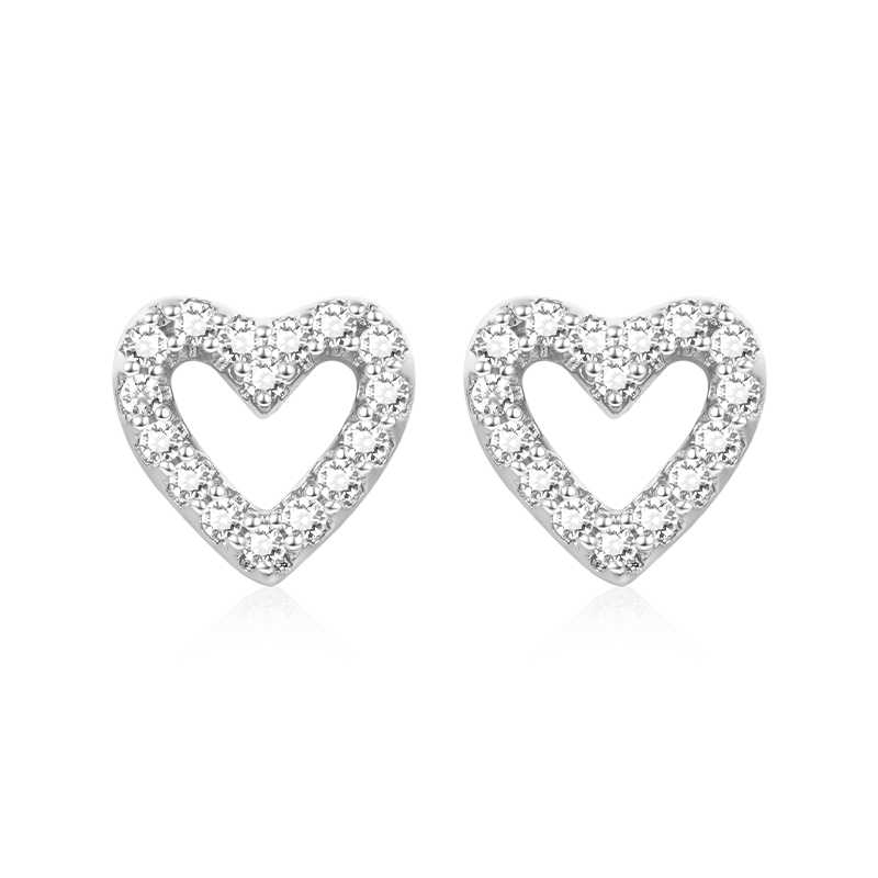 Gnoce Diamond Heart Stud Earrings