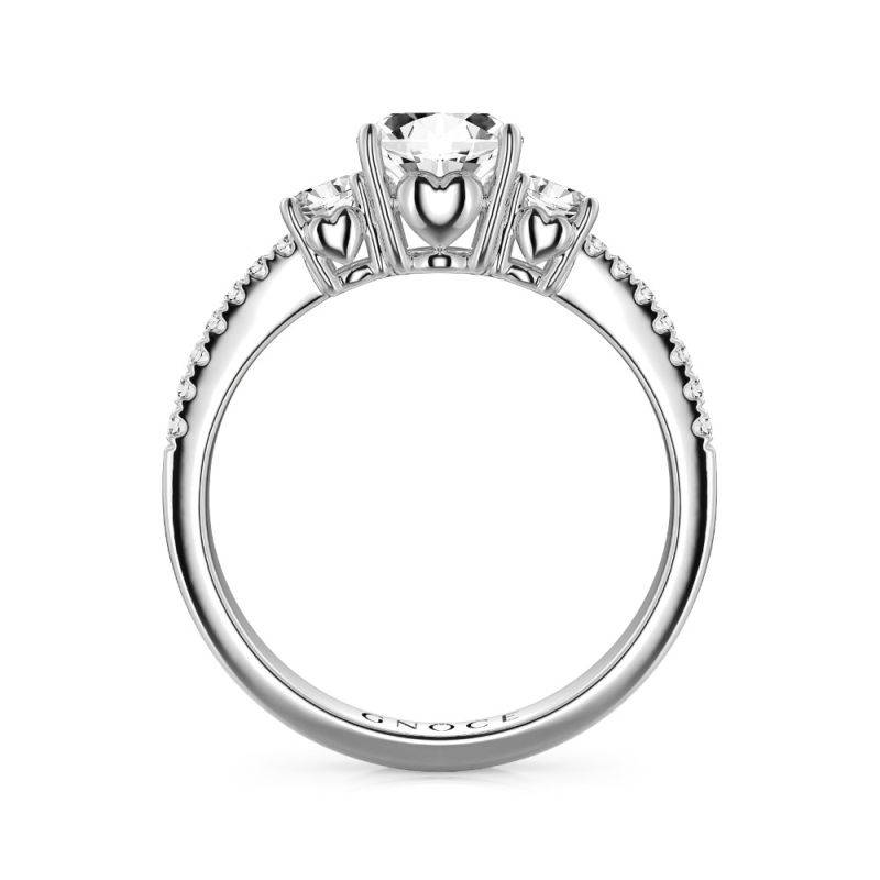 Gnoce Vintage Three Stones Promise Ring