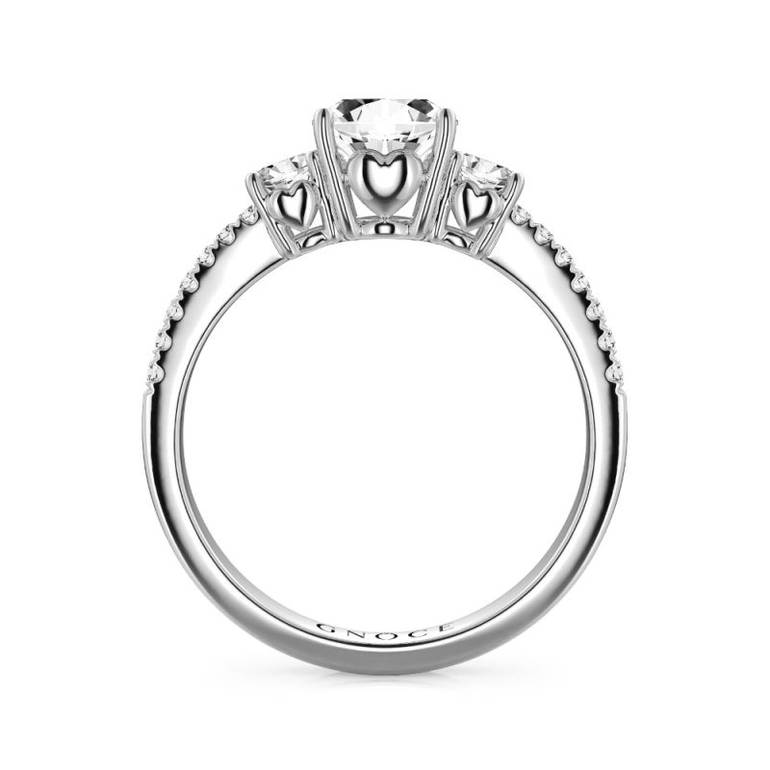 Gnoce Vintage Three Stones Promise Ring