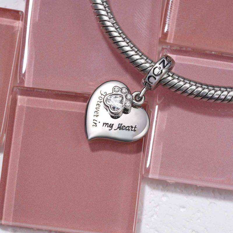 Gnoce “Forever in my Heart” Dog Paw Love Pendant Dangle Charm