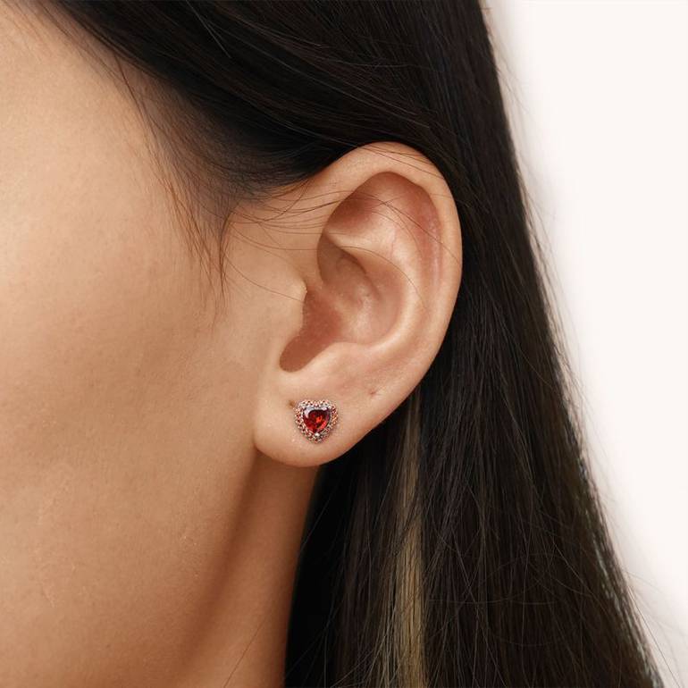 Gnoce Red Heart Birthstone Stud Earrings