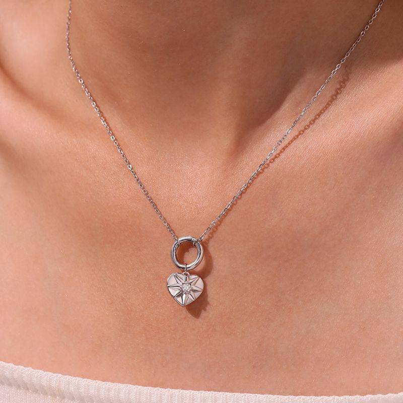 Gnoce Silver Circle Clasp Heart Charm Necklaces