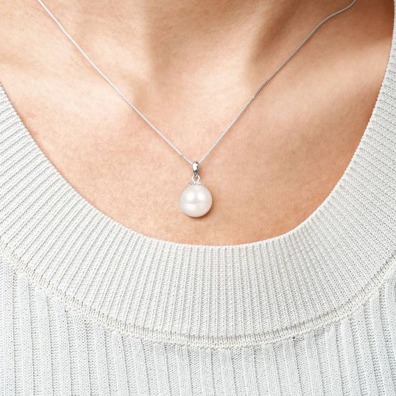 Gnoce Elegant Pearl Necklaces