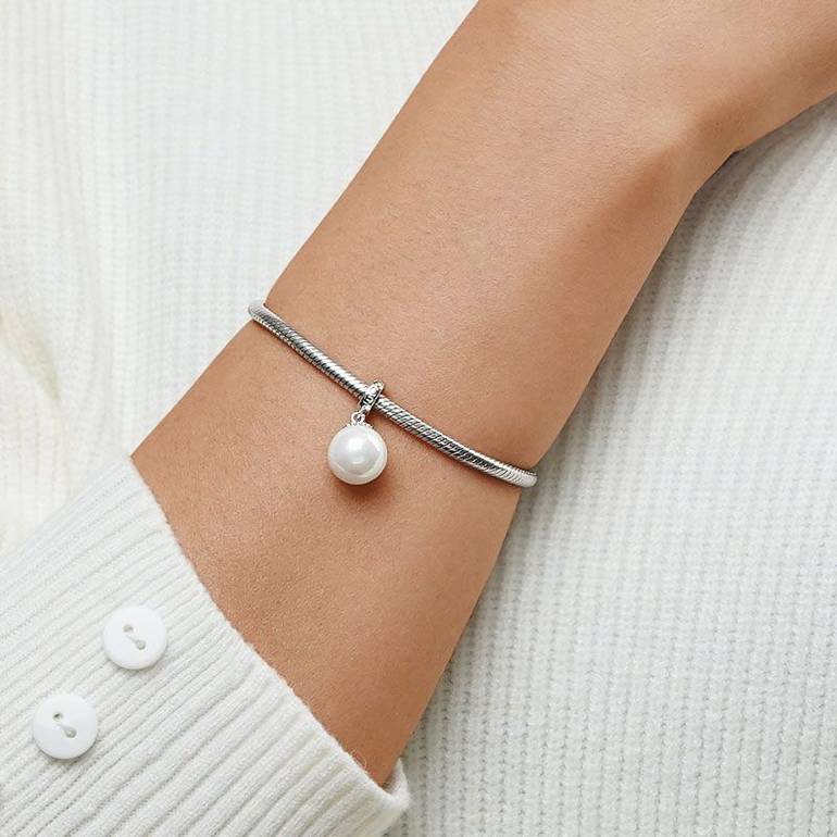 Gnoce Elegant Pearl Pendant Dangle Charm
