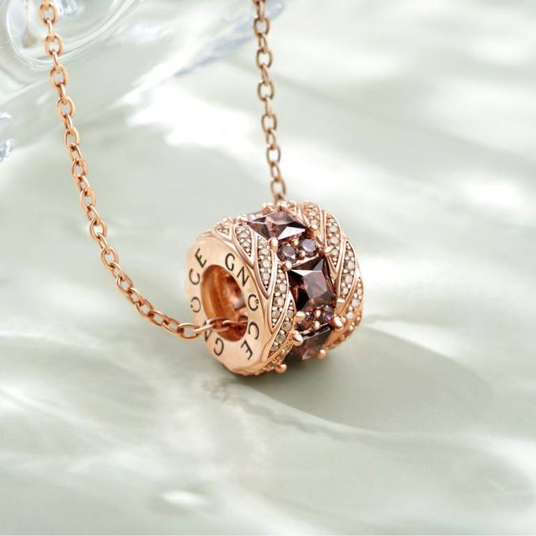 Gnoce Classic Brown Gems Paved Drum Pendant Necklaces