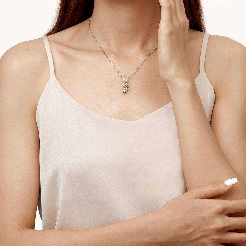 Gnoce Sparkling High Heel Pendant Dangle Charm