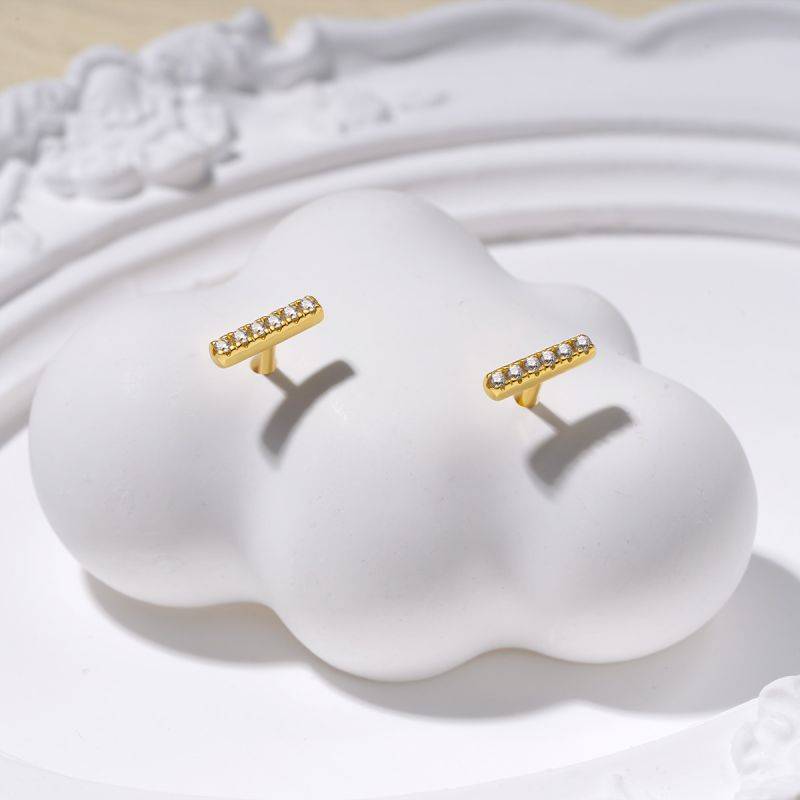 Gnoce Dainty Bar Stud Earrings