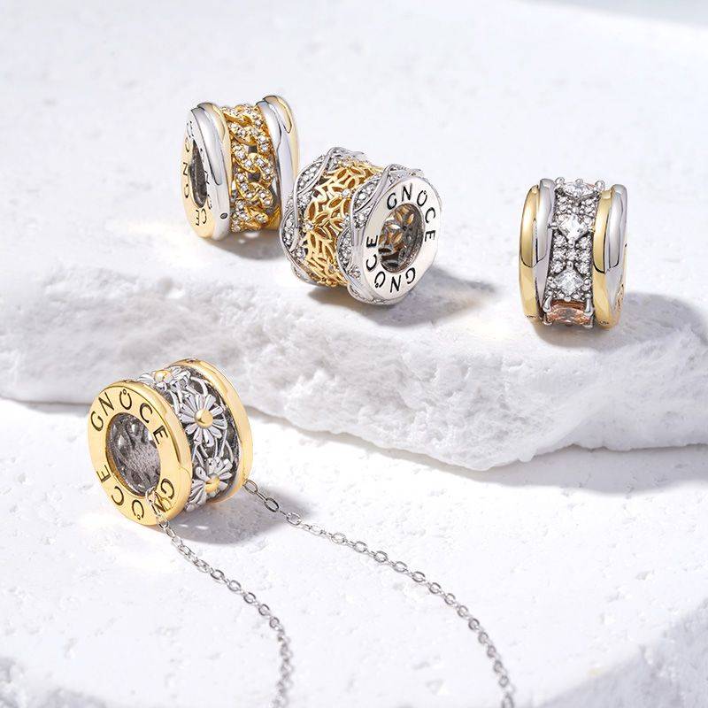 Gnoce Hollow Flower Gems Pendant Necklaces