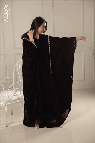 Brown Velvet abaya with Shakk Pieces Bisht Cut