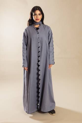   Linen Abaya, light gray, with a wavy cut