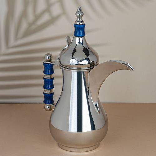دلة الضيافة الملكية الزرقاء