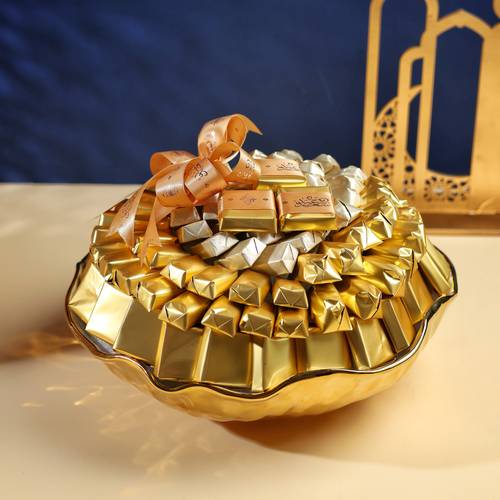وعاء شوكولاتة العيد الذهبي – وسط (1.2 كجم)