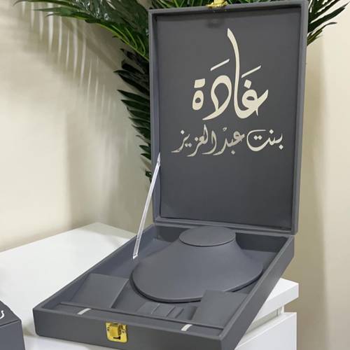 بوكس العقد الرمادي كبير