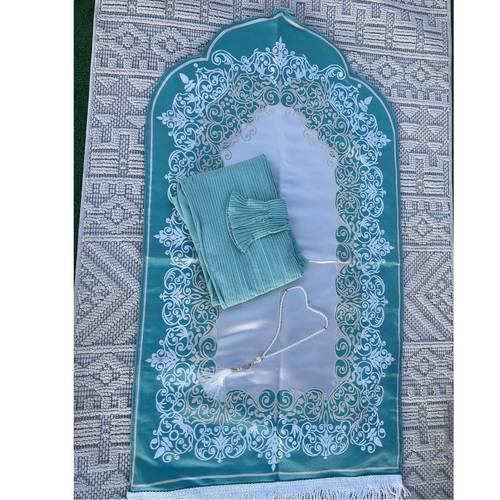 طقم من قطعتين (شرشف قطن بارد)( سجادة محراب)