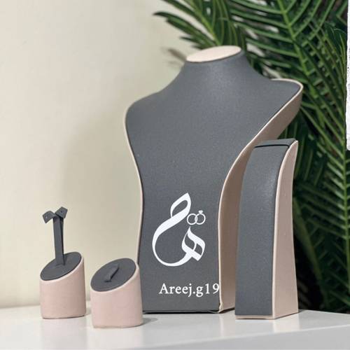 استاند ٤ قطع 