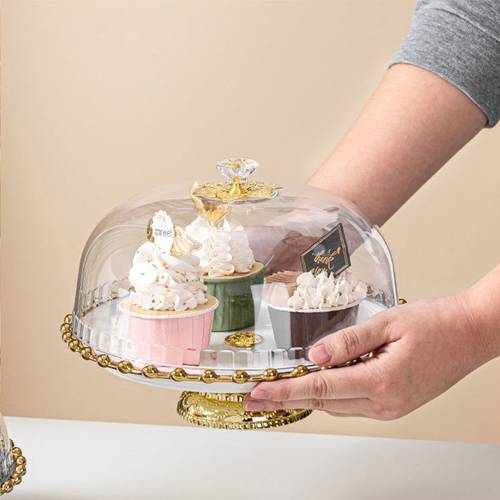 The food tray is streamlined with metallic décor into a one-piece home - Small