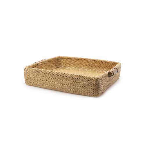 Rectangular wicker serving basket in resin