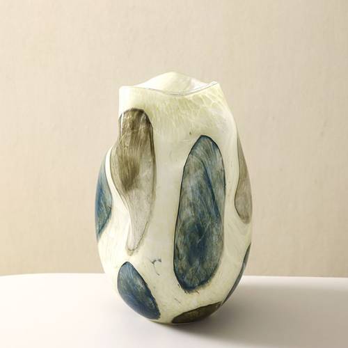 Luxury glass vase with blue mesh texture