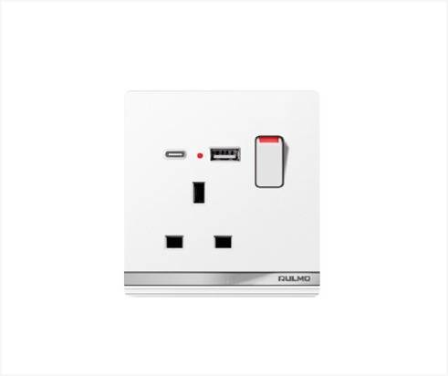 فيش 13A مع USB+TYPC بيانو ابيض اولمو  AULMO L5095C