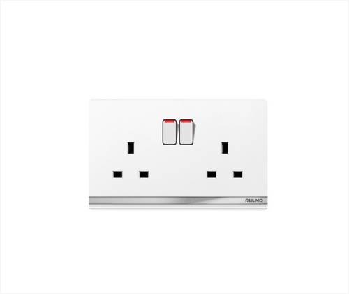 فيش مزدوج 13A بيانو  ابيض اولمو AULMO L5099DP