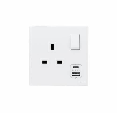 فيش 13 امبيرمع USB+TYPC الفا ابيض الفنار ماسا MASA