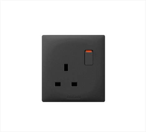 فيش 13A مع مفتاح بيانو اسود AULMO PLUS L8098DP