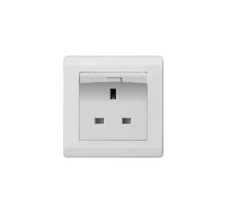 فيش 13A مع غطاء ابيض اولمو AULMO S2134/1