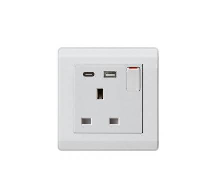 فيش 13A مع  USB+TYPC ابيض اولمو AULMO S2095C