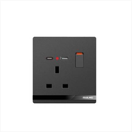 فيش 13A مع USB+TYPC بيانو اسود اولمو  AULMO L5095C