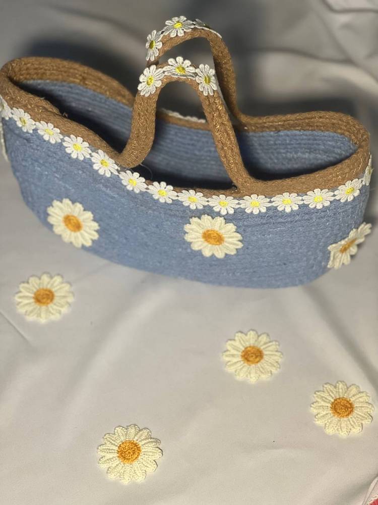 شنطة باللون الازرق 💙