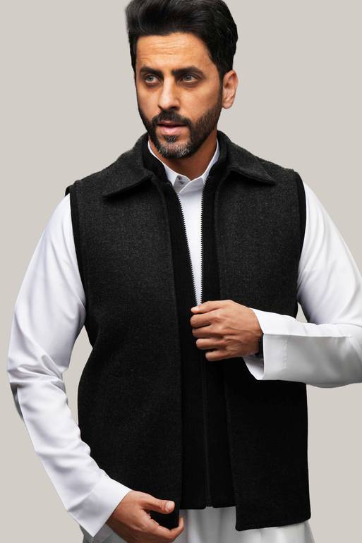 سديرية جوخ + ريب مخمل بلون أسود W113