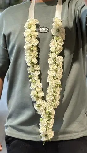 عقد عبق الإنجاز
