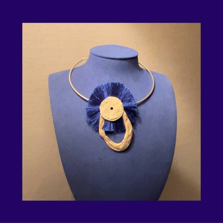 stylish necklace - blue