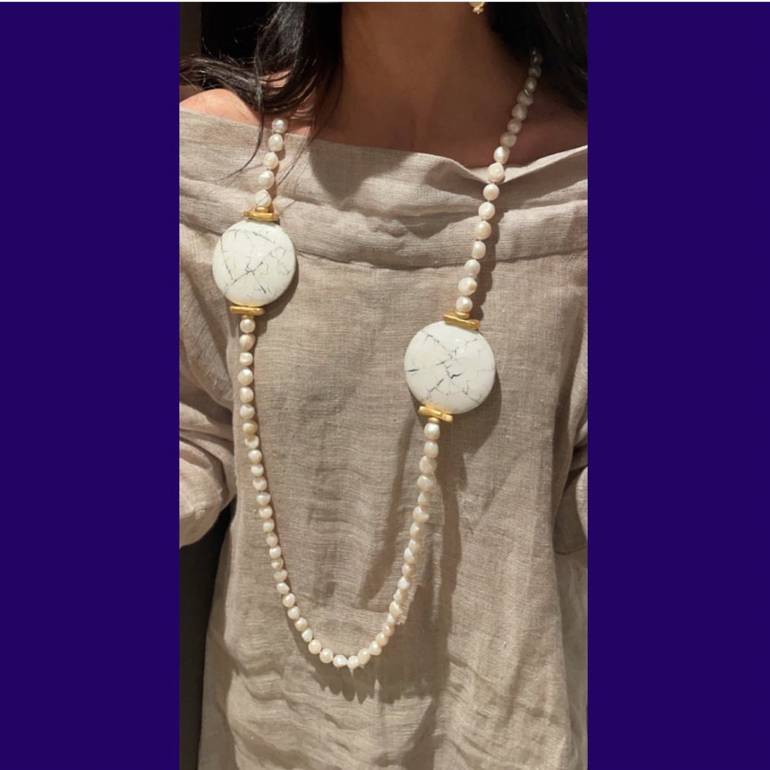 pearl necklace