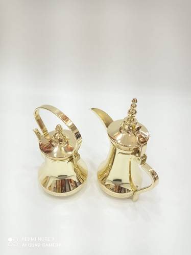 دلة وابريق طقم وسط ذهبي 055-08