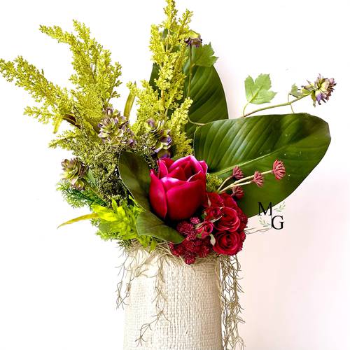 فازة خضراء وفوشي كبيره 