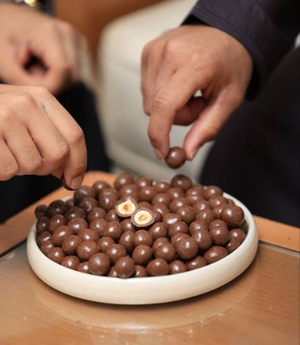 بندق شوكولاتة الحليب
