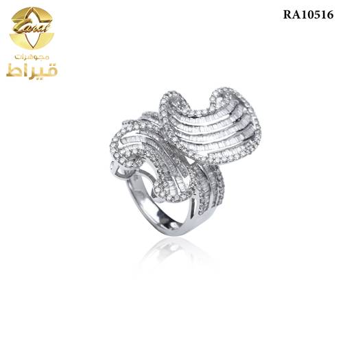 خاتم  ذهب ابيض مع الماس عيار 18