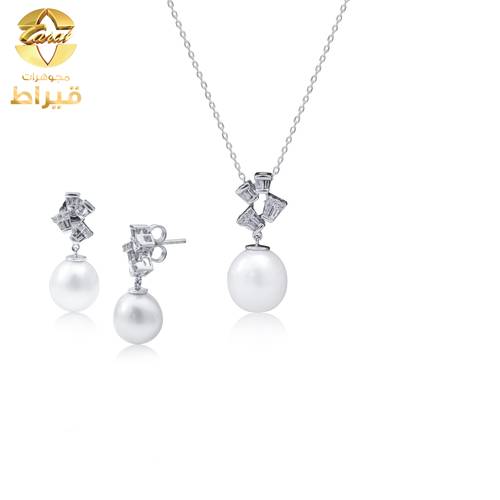  عقد و حلق الماس و ذهب عيار 18