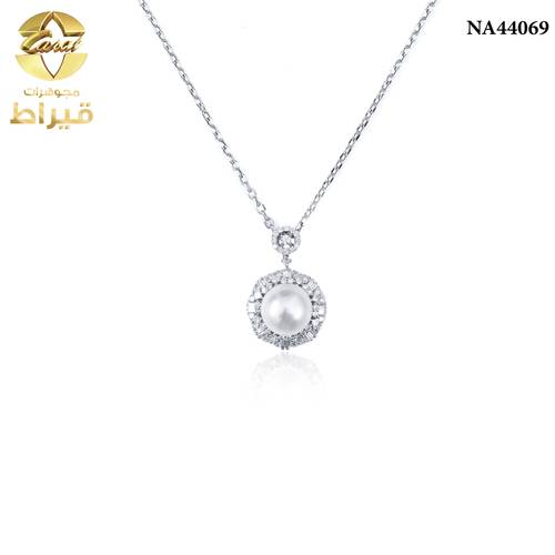  عقد ذهب مع الماس و لولو عيار 18