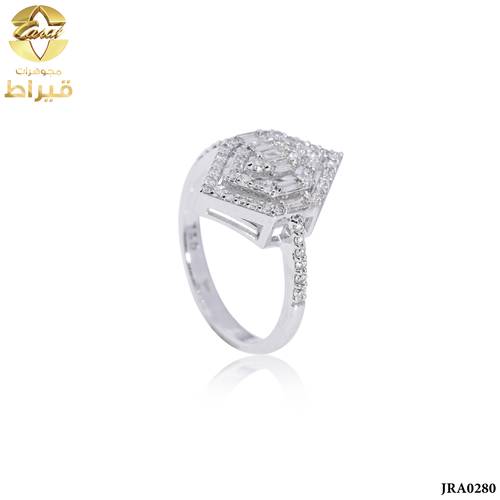  خاتم  ذهب ابيض مع الماس عيار 18